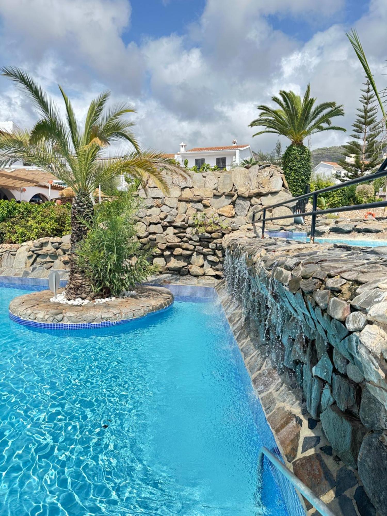 Right By The Pool Area In Capistrano Village! Nerja Eksteriør billede